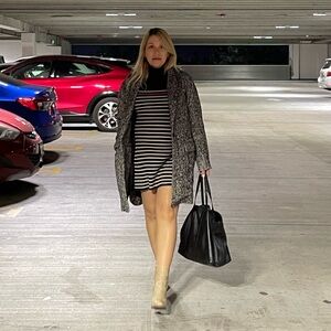 Steve Madden Maternity Coat - size XS (Salt&Pepper)